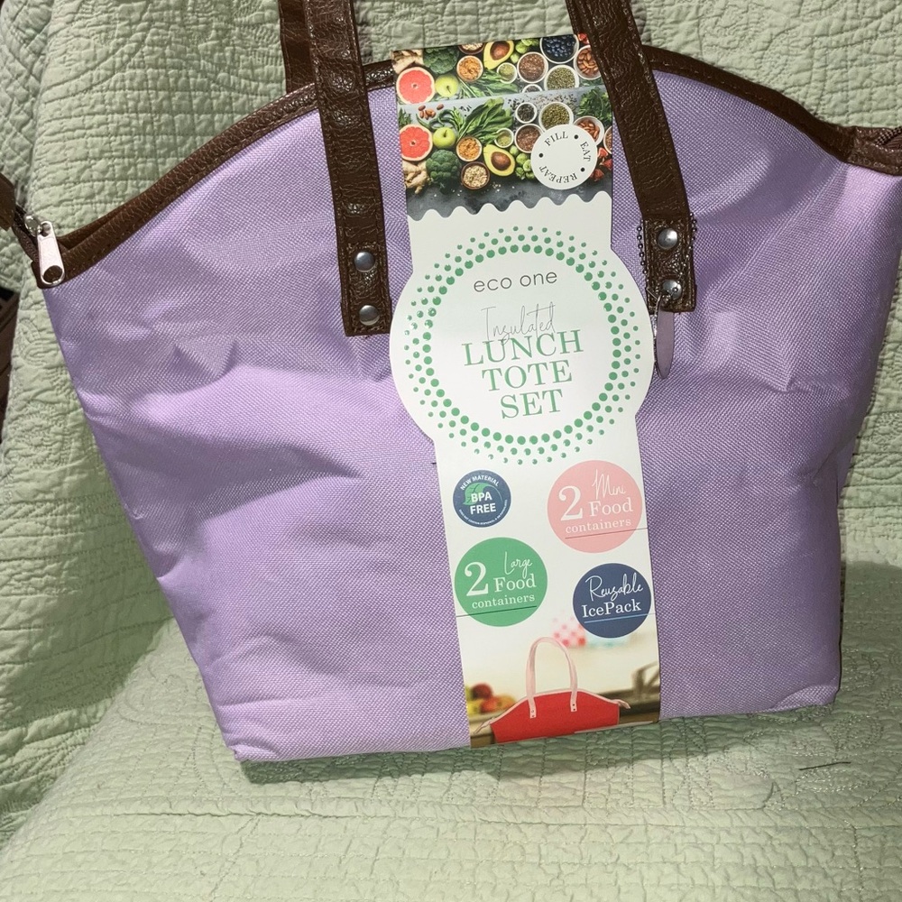 Eco One  mNWT lavender insulated tote set!